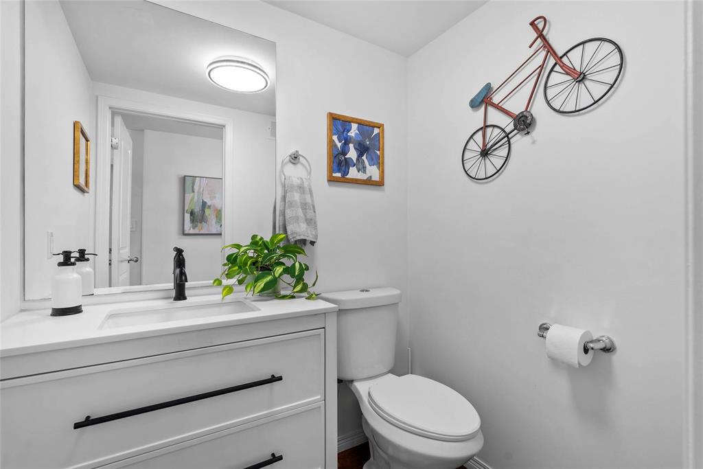 16 45 Grandmont Boulevard