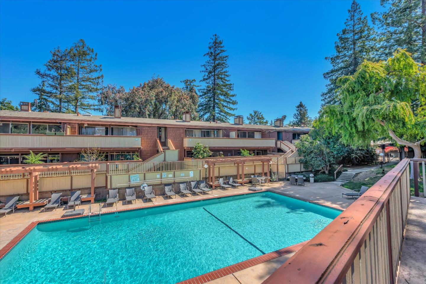 500 West Middlefield Road 179