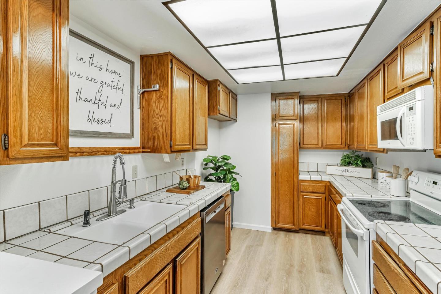 1820 Ashmeade Court