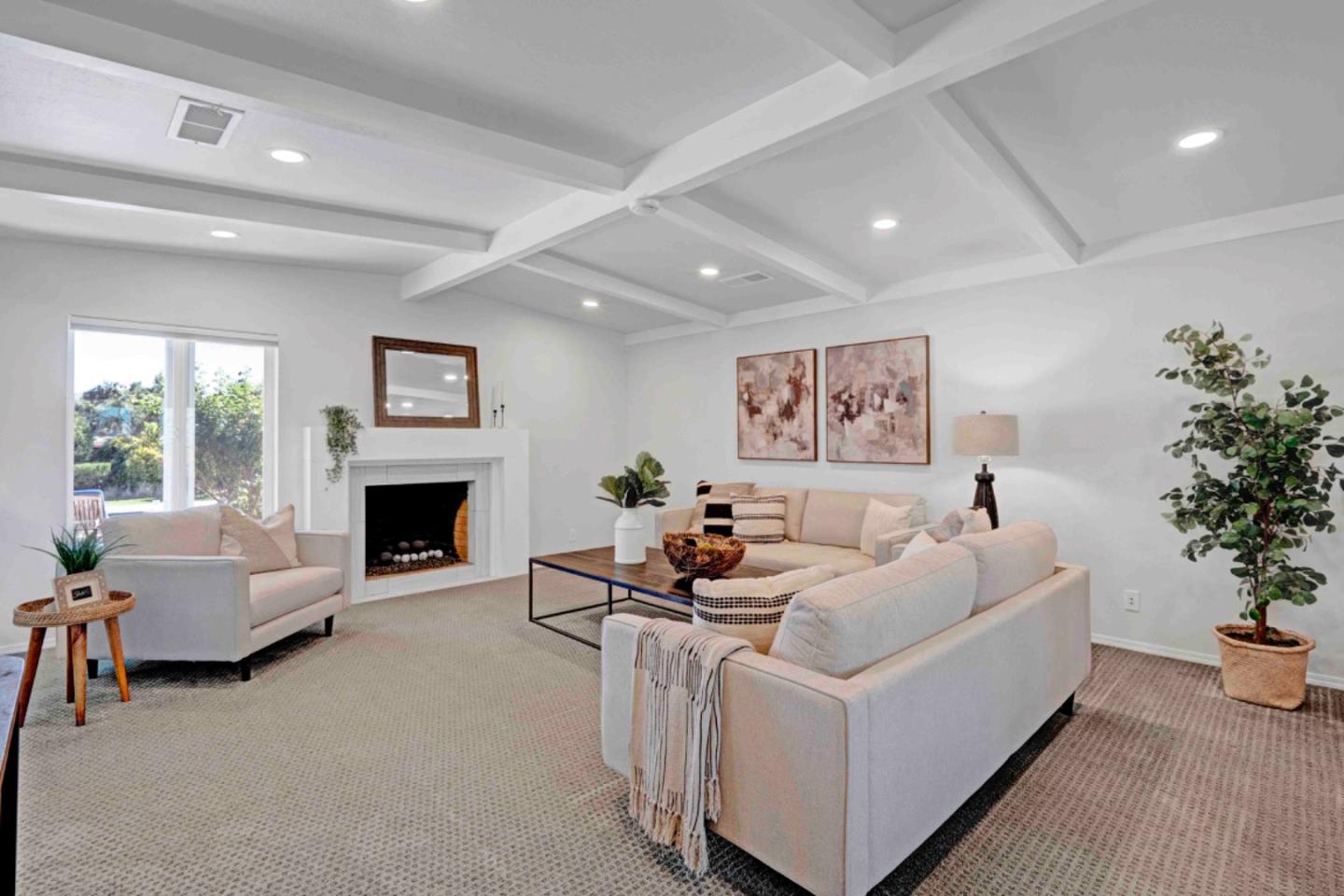 280 Live Oak Avenue