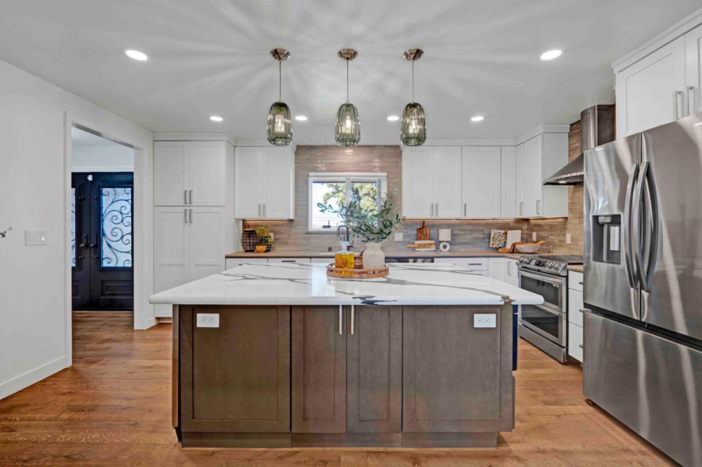 280 Live Oak Avenue