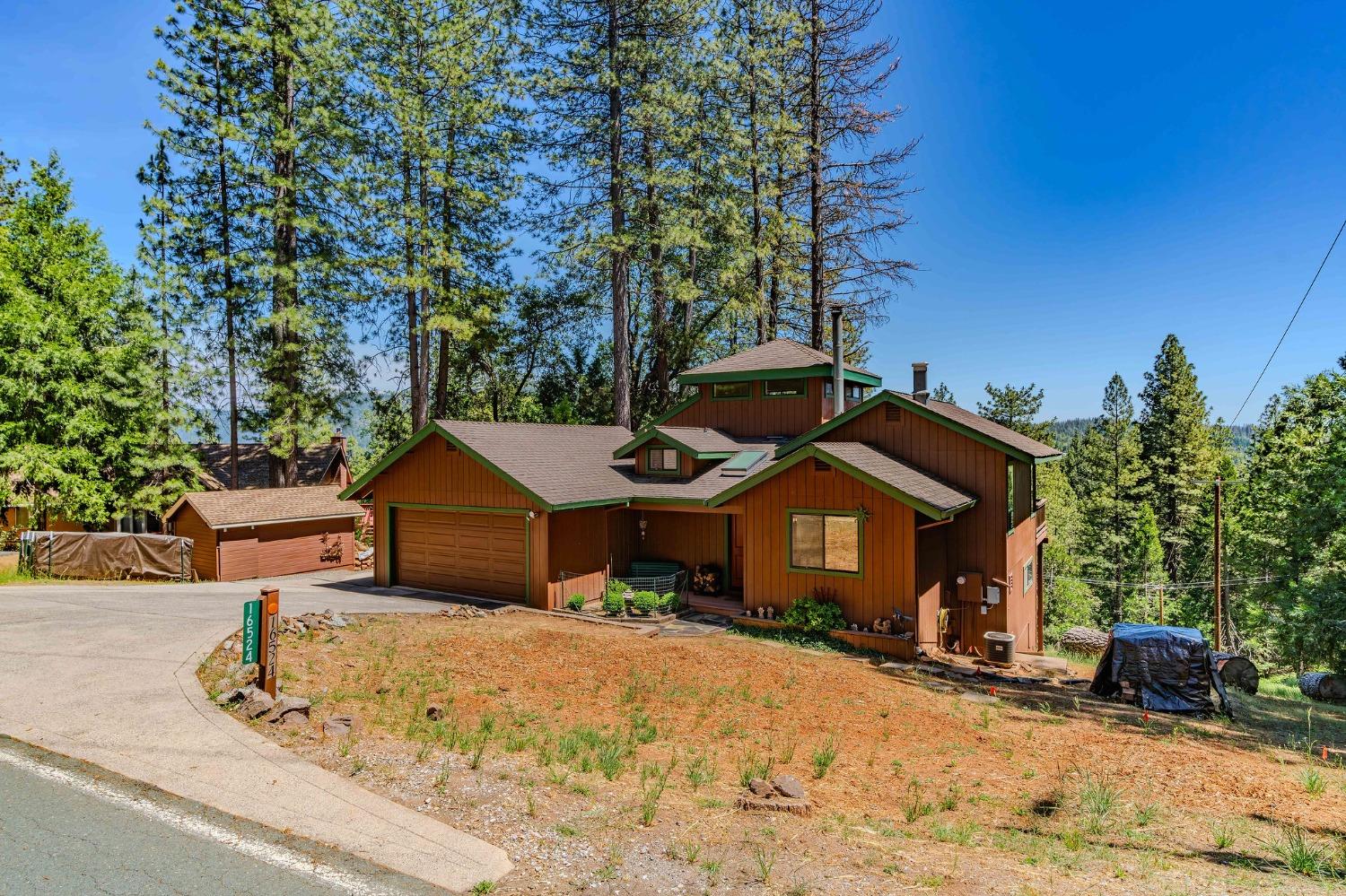 16524 Alpine Lane