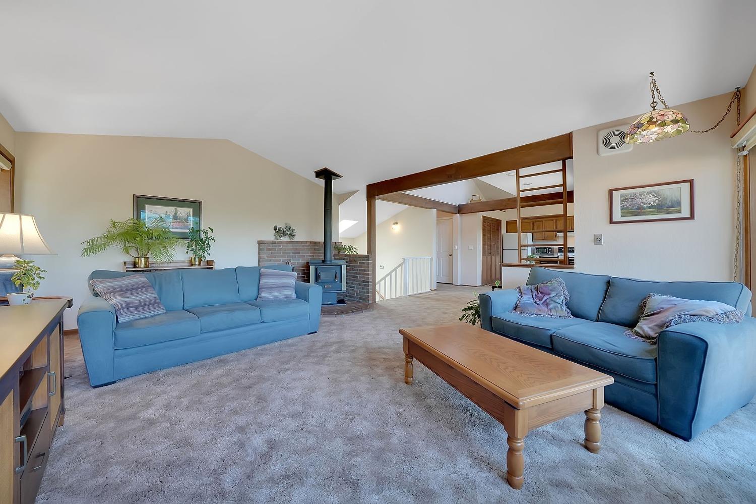 16524 Alpine Lane