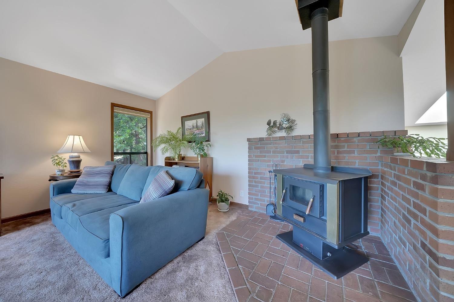 16524 Alpine Lane