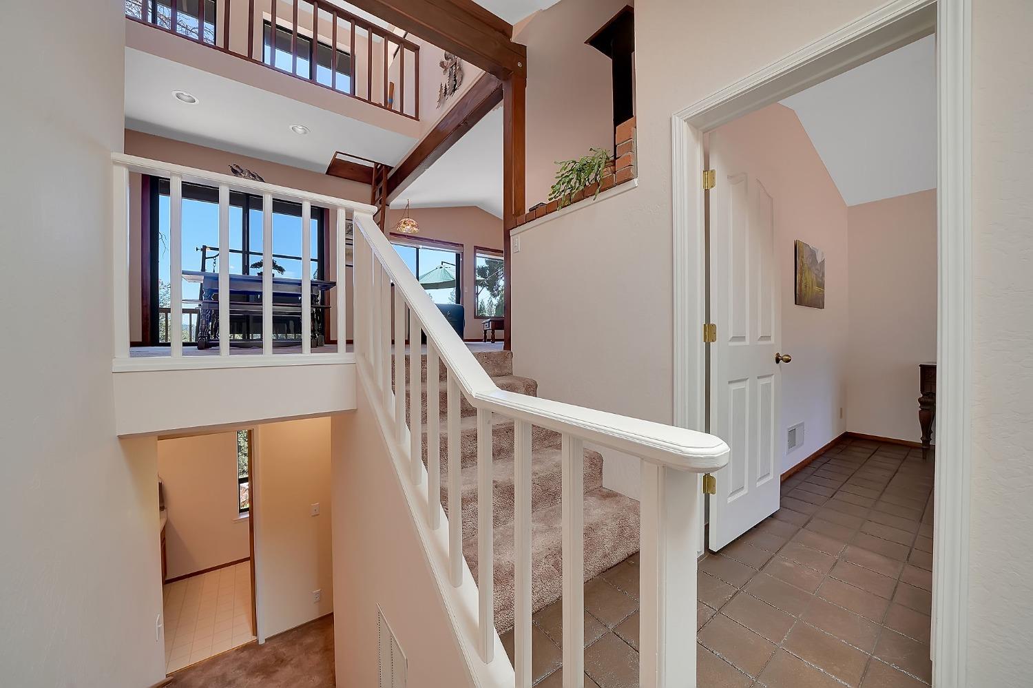 16524 Alpine Lane