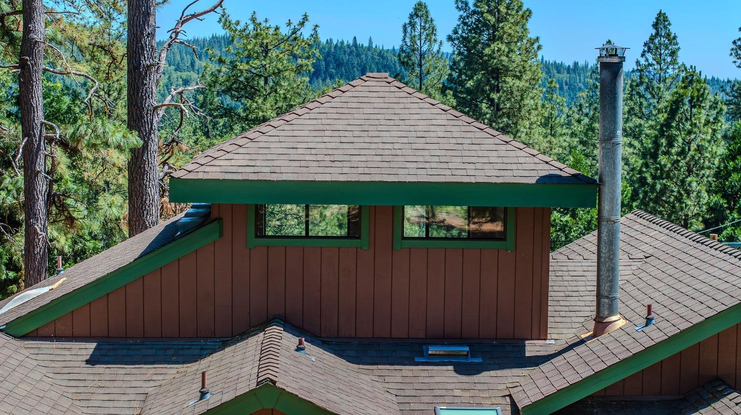 16524 Alpine Lane