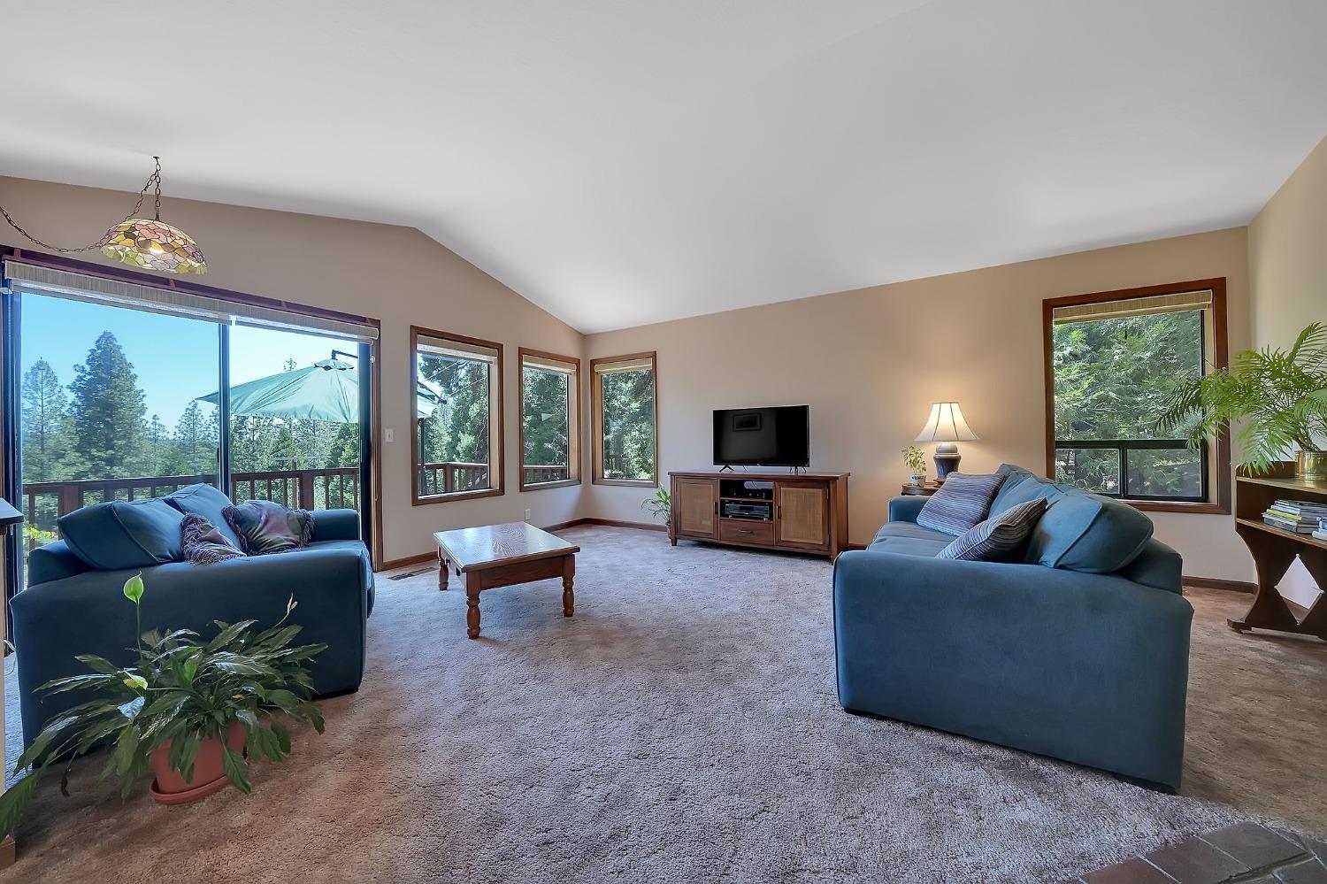 16524 Alpine Lane