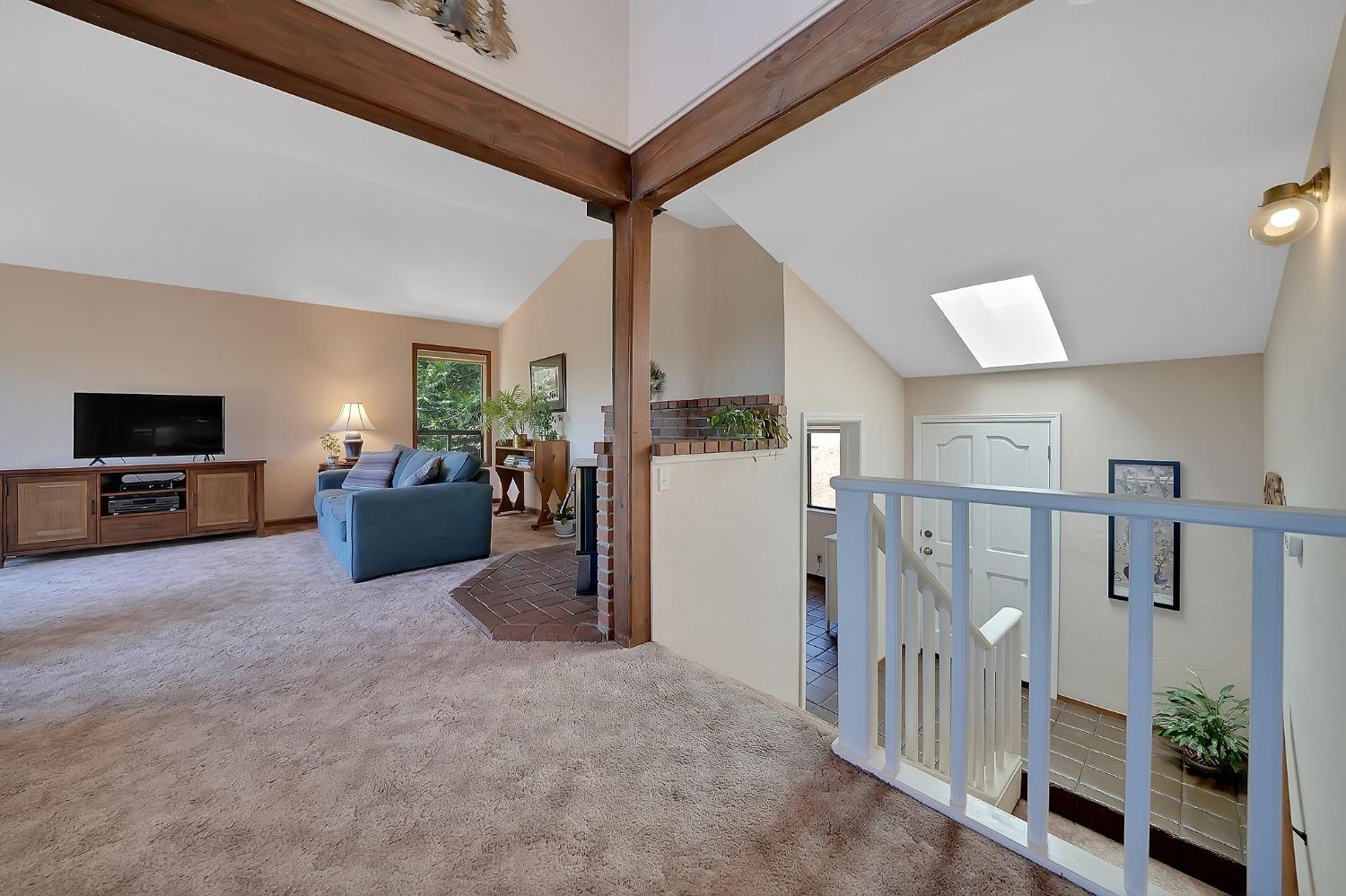 16524 Alpine Lane