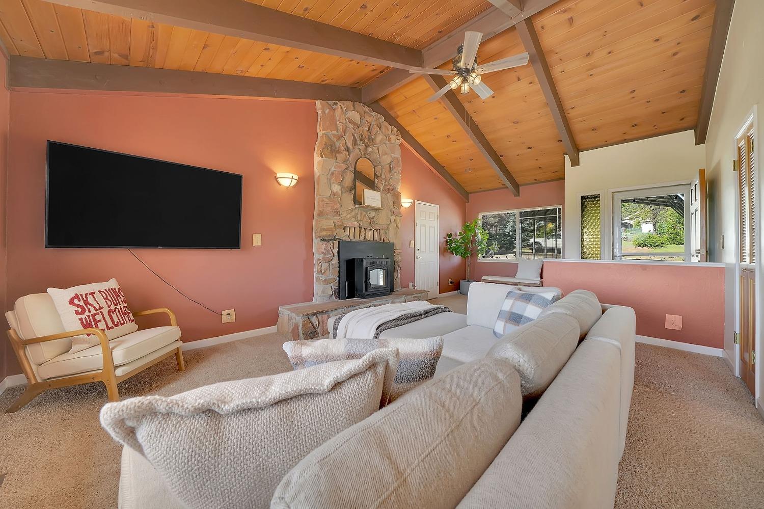 25850 Ridge Drive