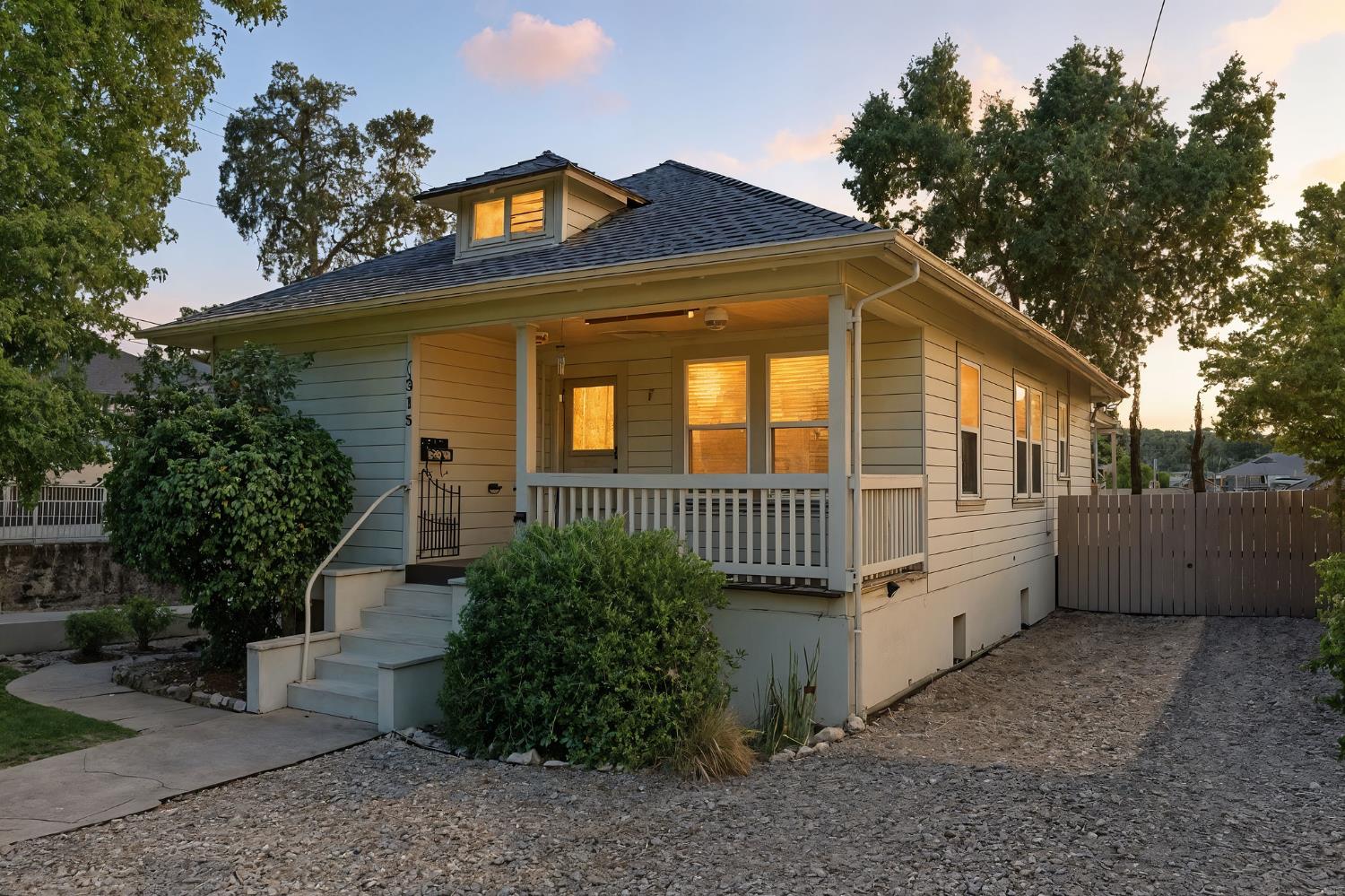 315 Bright Avenue