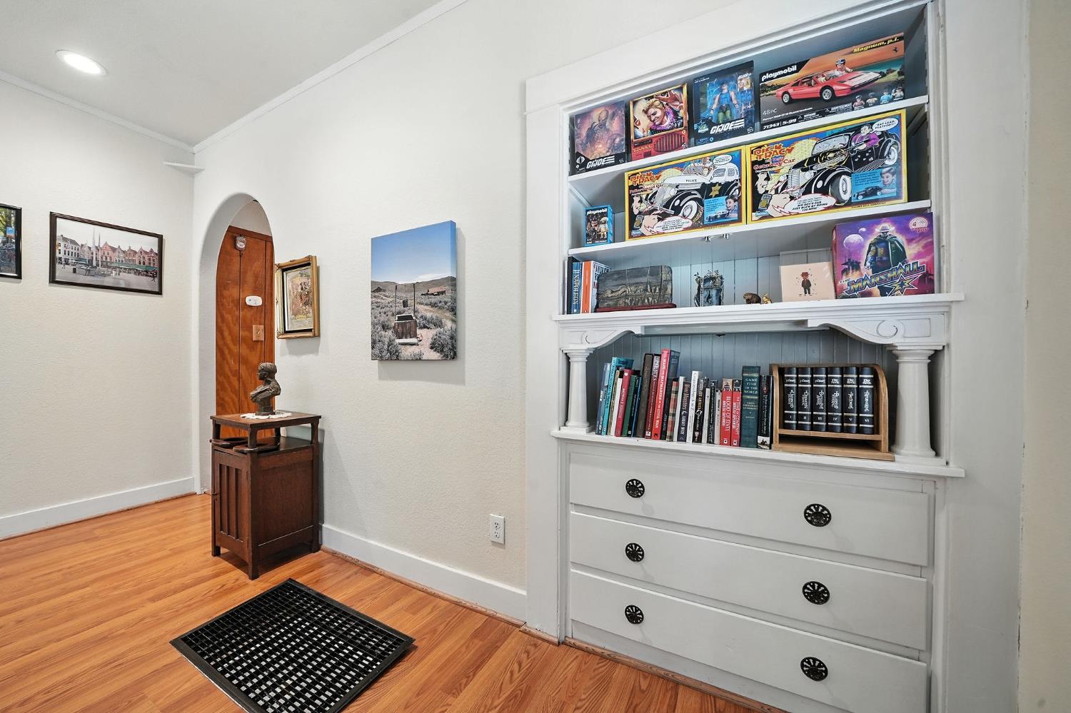 315 Bright Avenue
