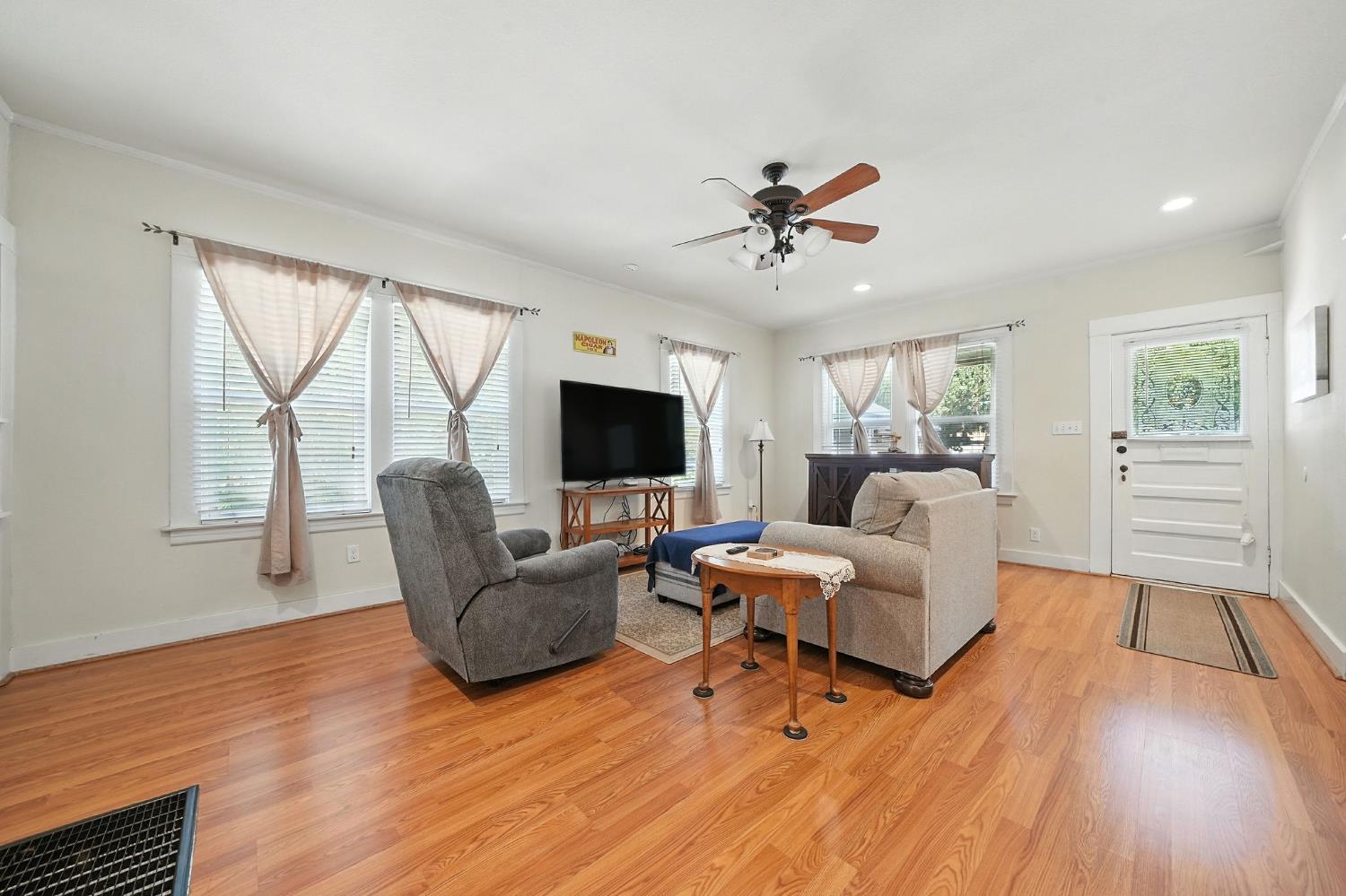 315 Bright Avenue