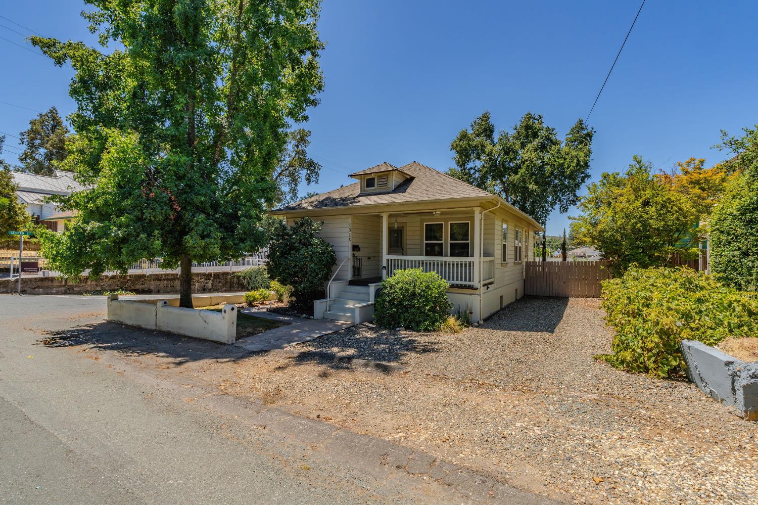 315 Bright Avenue