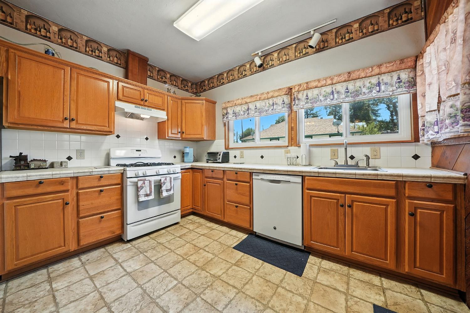 315 Bright Avenue
