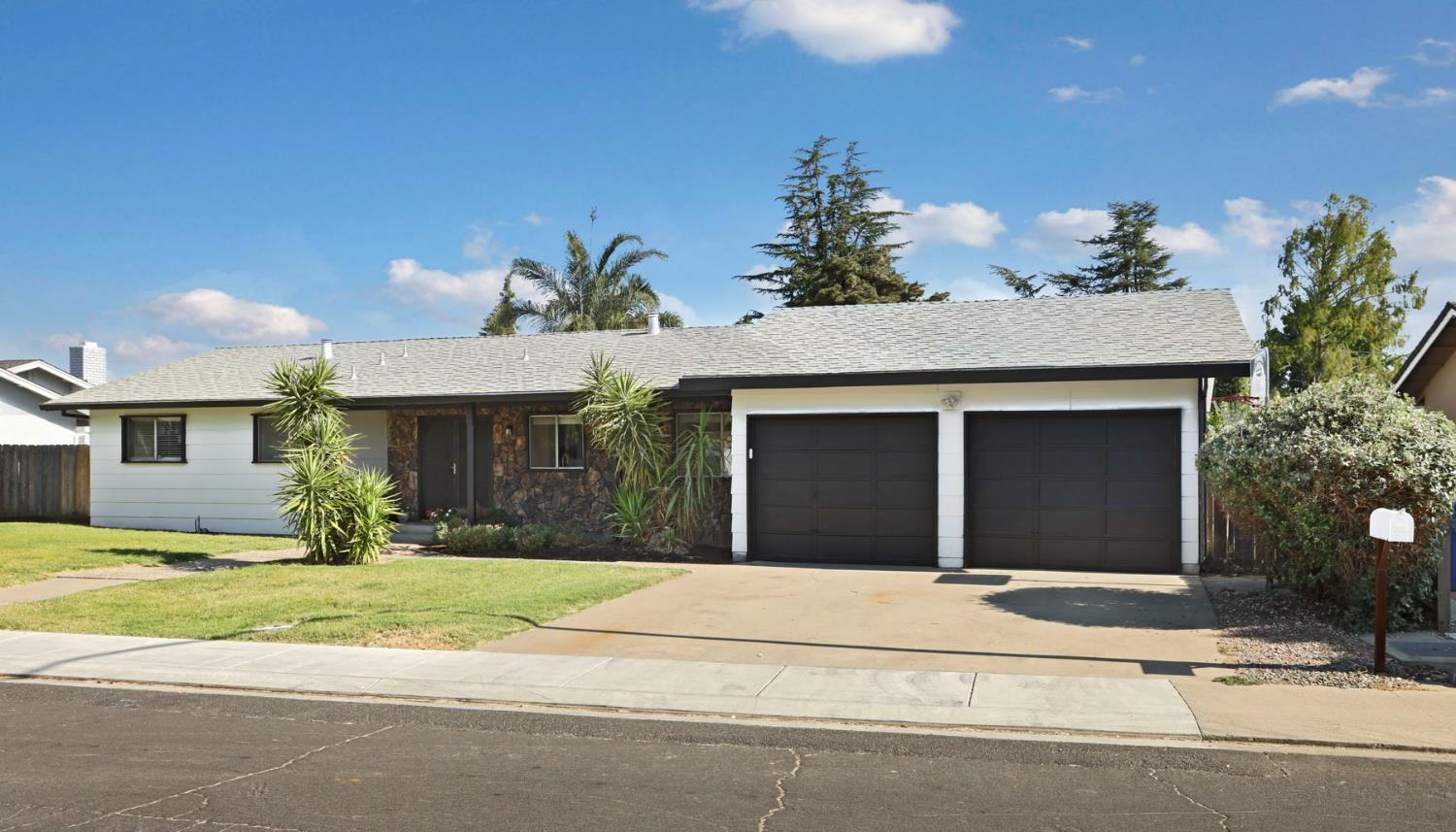 2809 Harvest Road