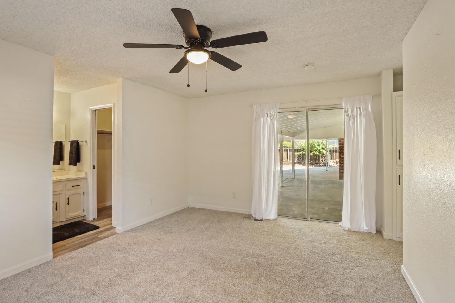 2809 Harvest Road