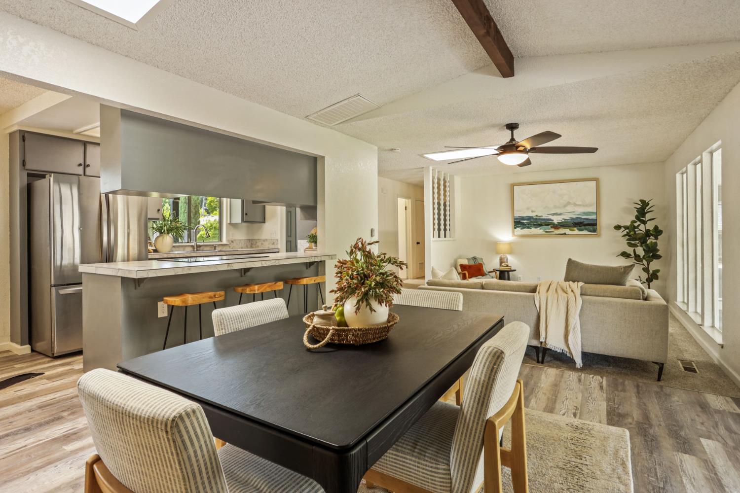 2809 Harvest Road