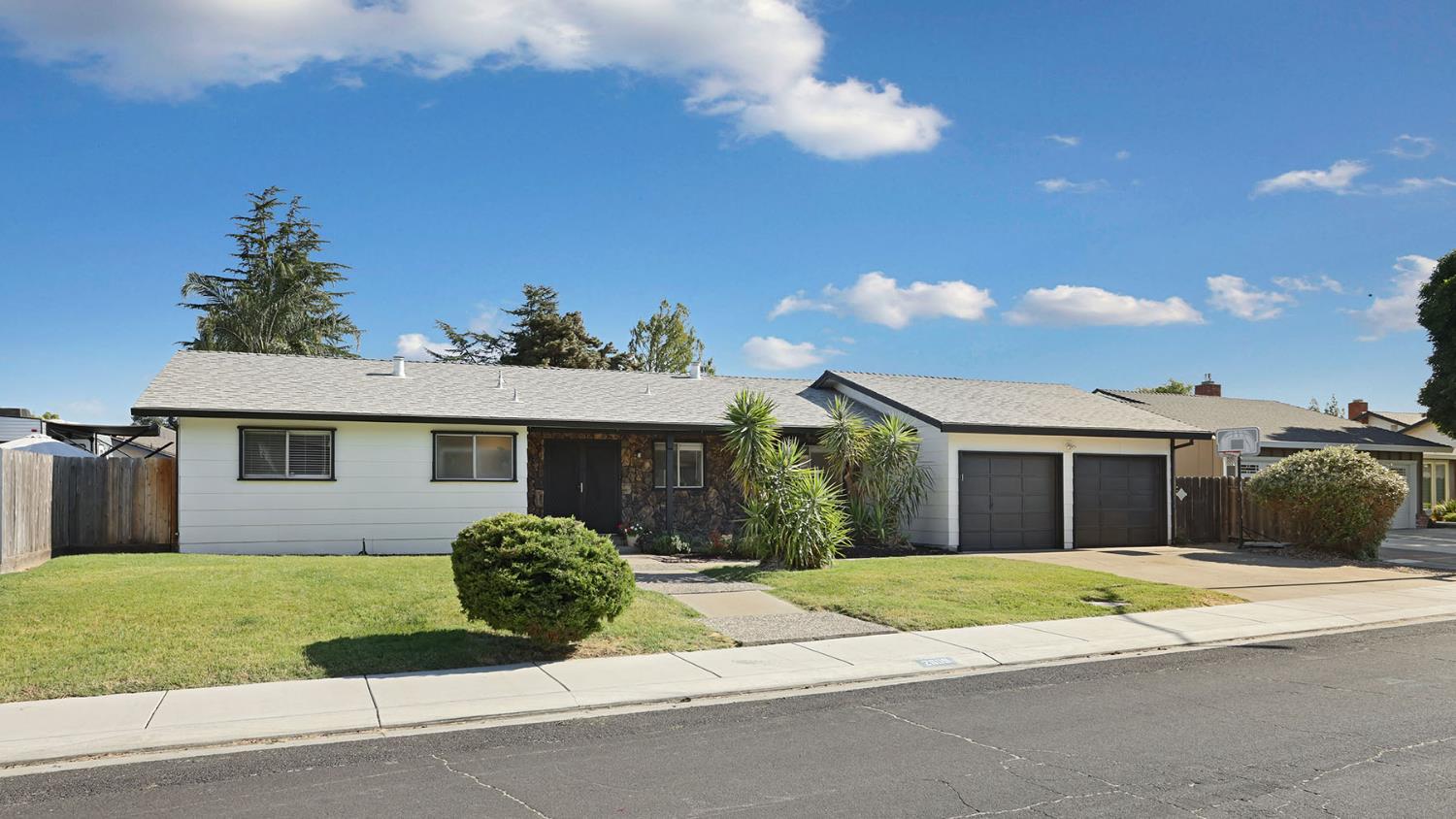 2809 Harvest Road