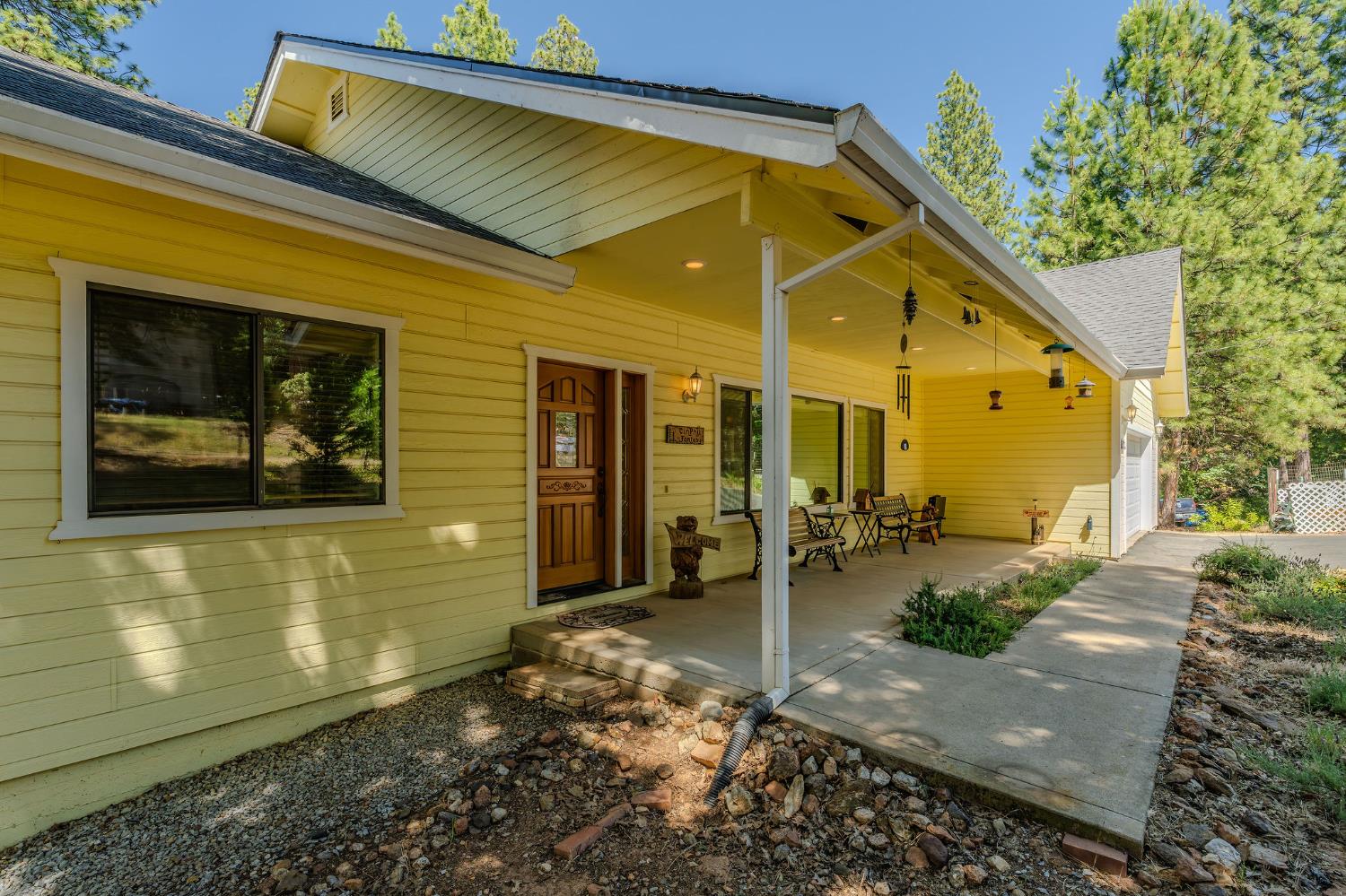 25675 Alta Vista Court