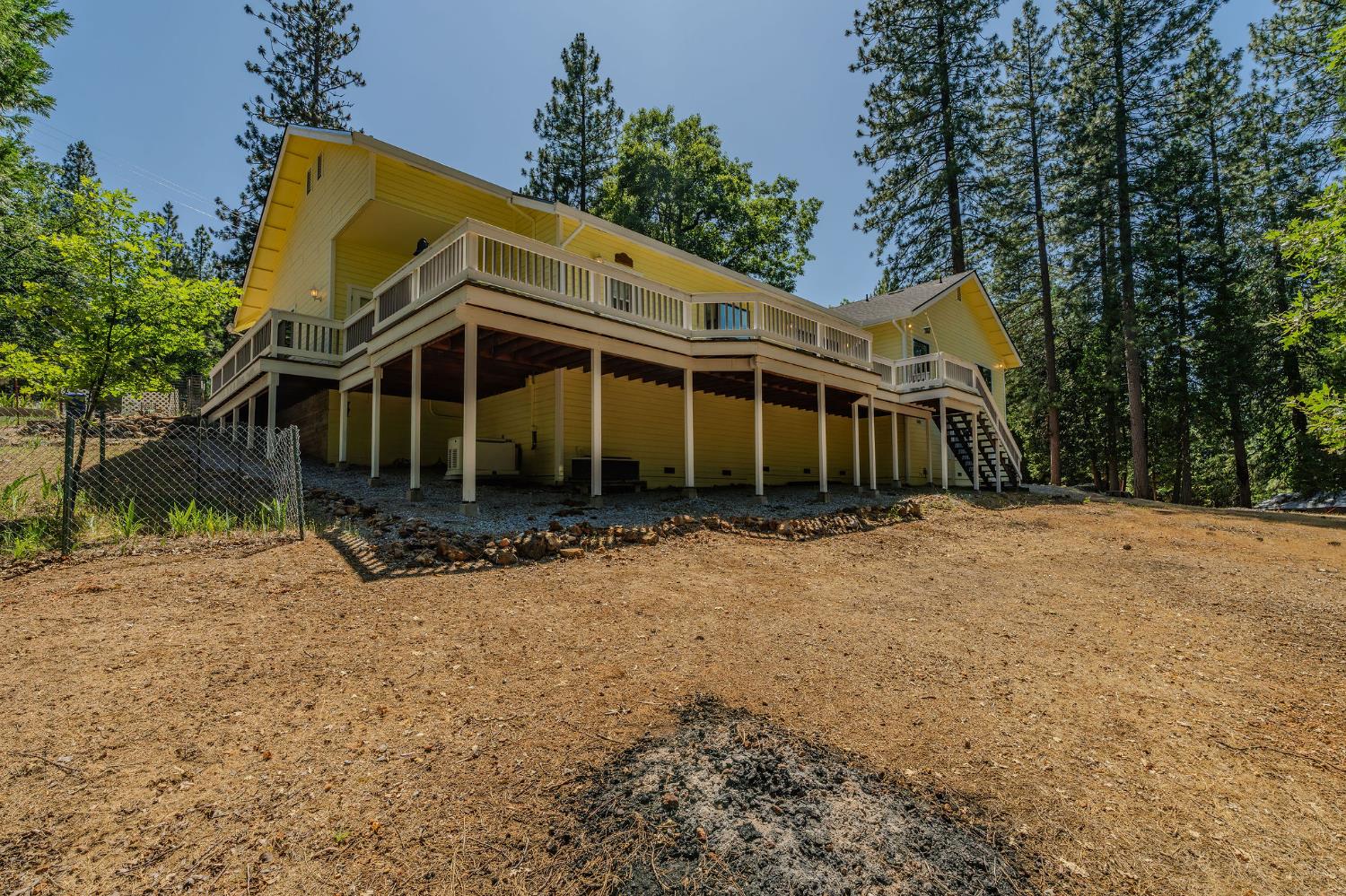 25675 Alta Vista Court