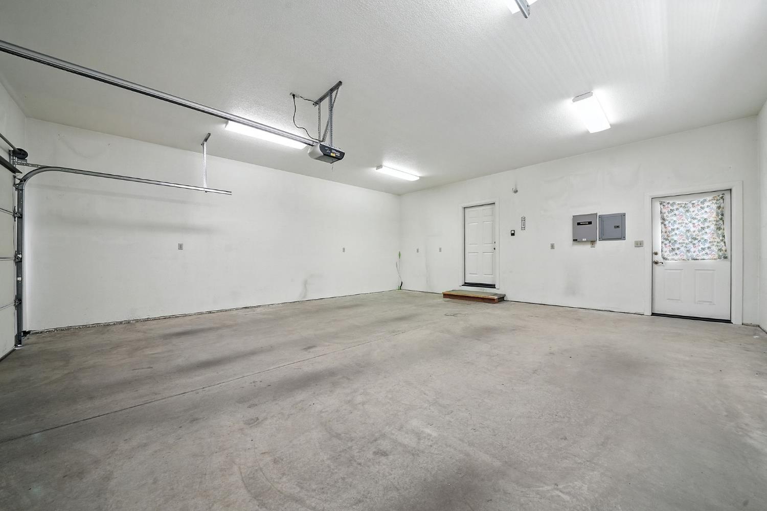 25675 Alta Vista Court