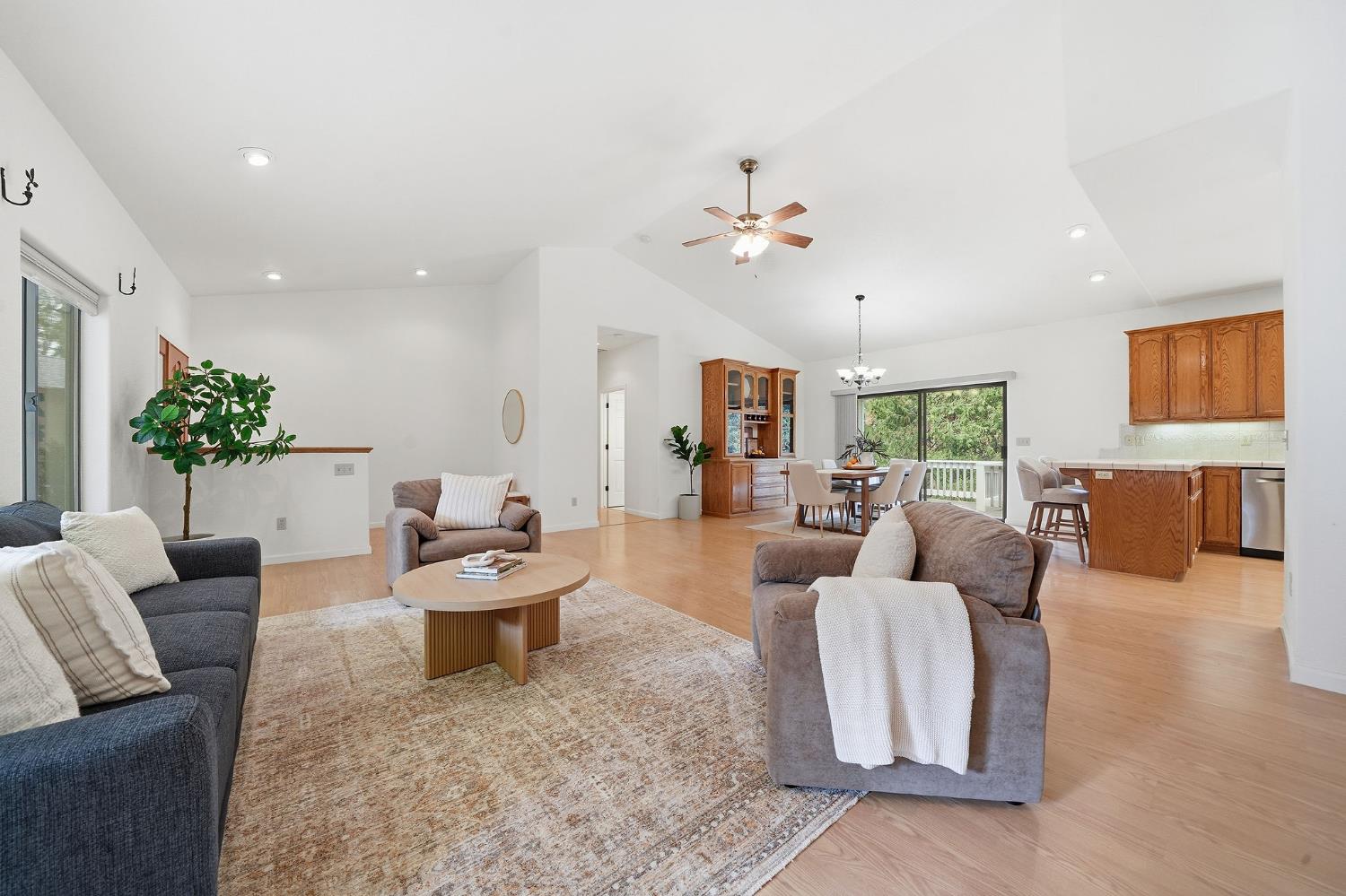 25675 Alta Vista Court