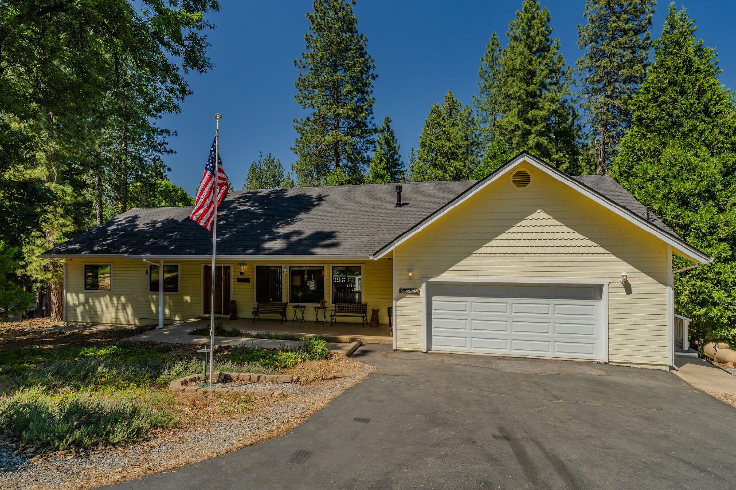 25675 Alta Vista Court