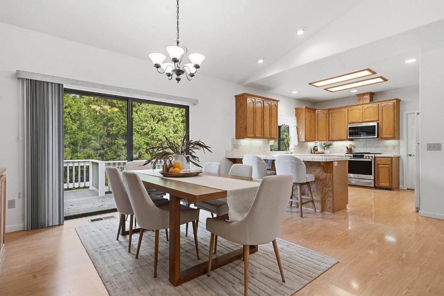 25675 Alta Vista Court