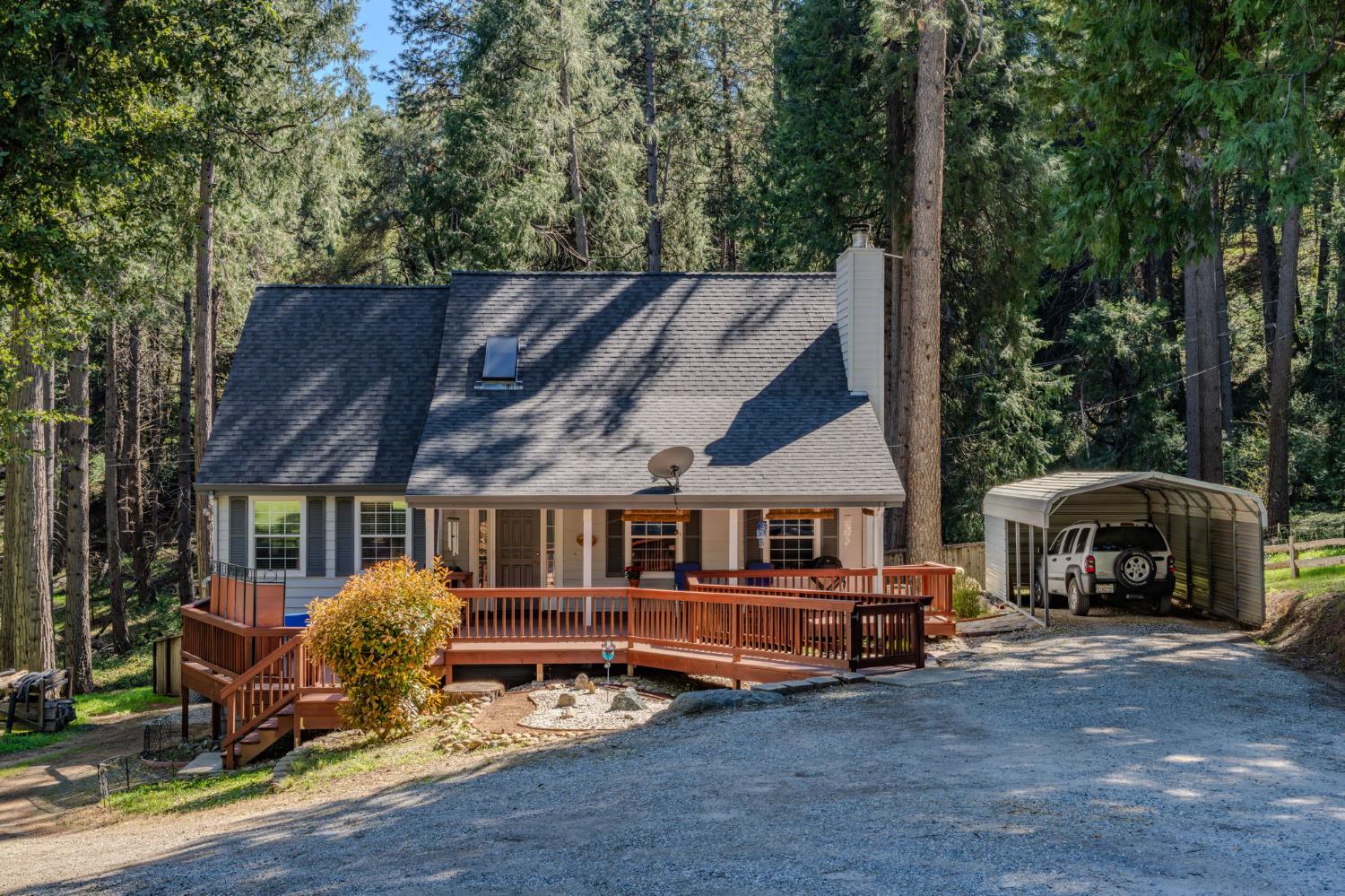 16460 Mckenzie Drive