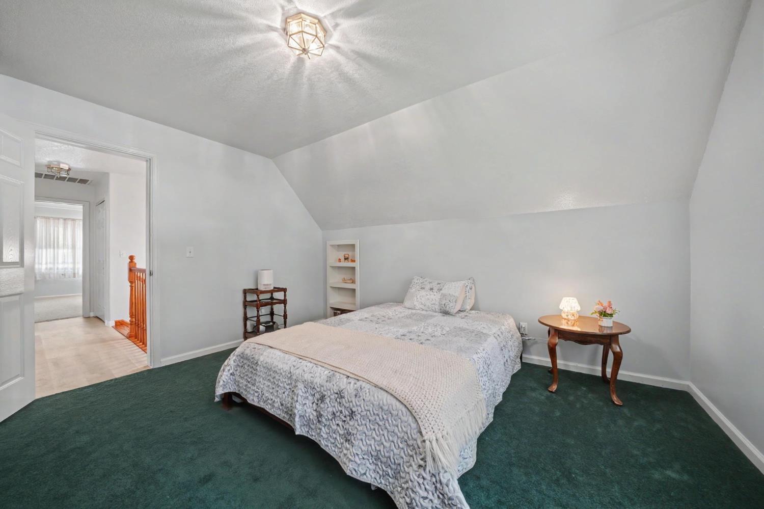 16460 Mckenzie Drive