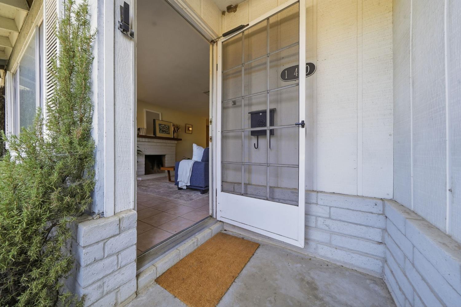 140 Pine Street