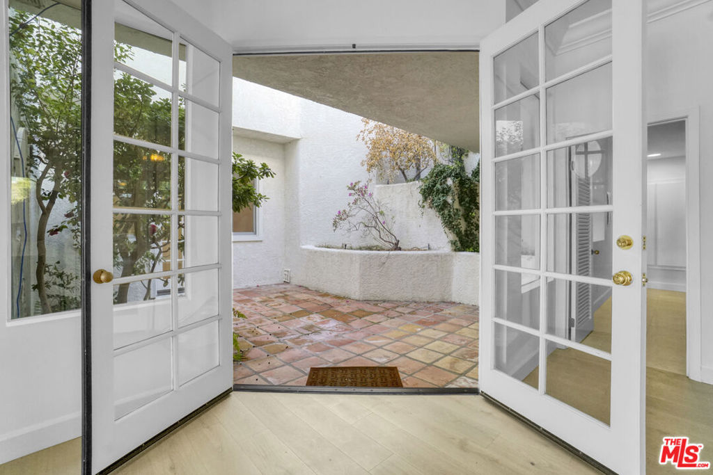 2020 Palisades Drive
