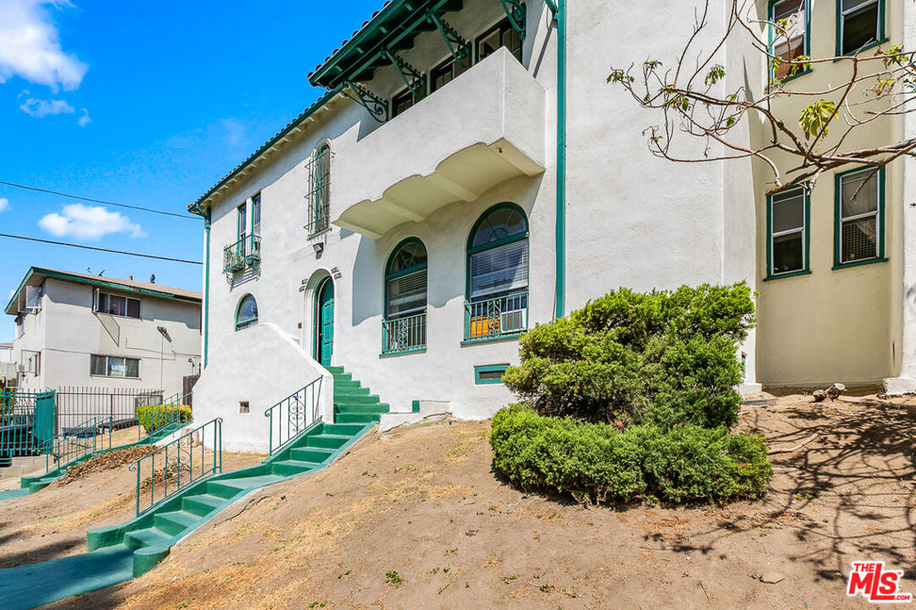 4051 W 4th Street