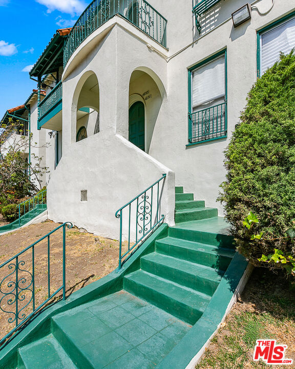 4051 W 4th Street