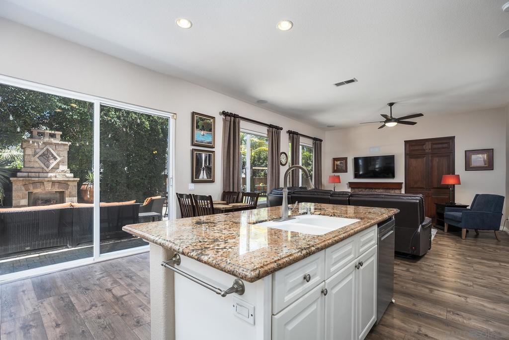 5790 Mosswood Cove