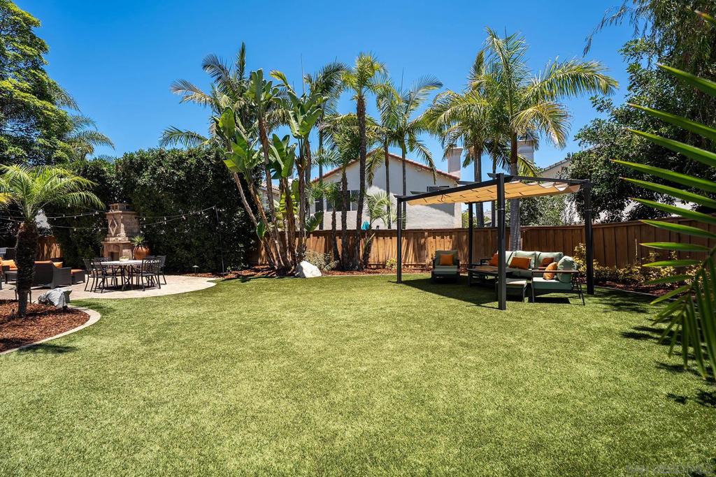 5790 Mosswood Cove