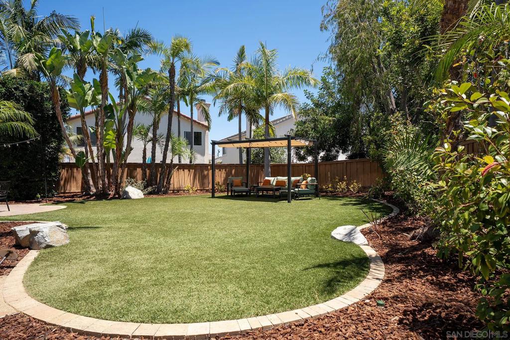 5790 Mosswood Cove