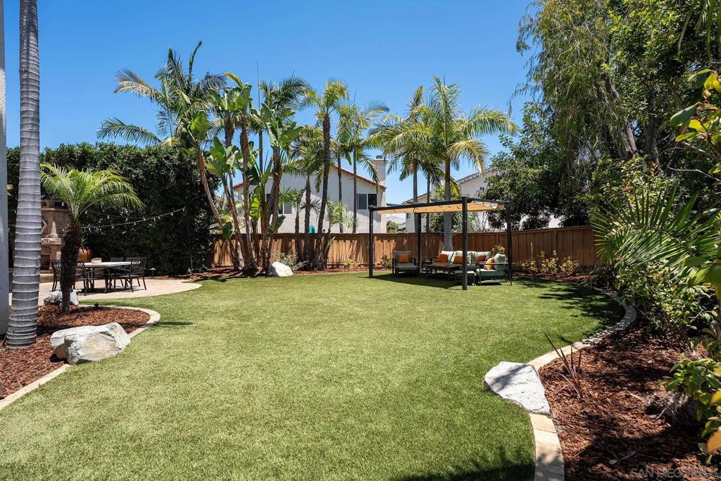 5790 Mosswood Cove