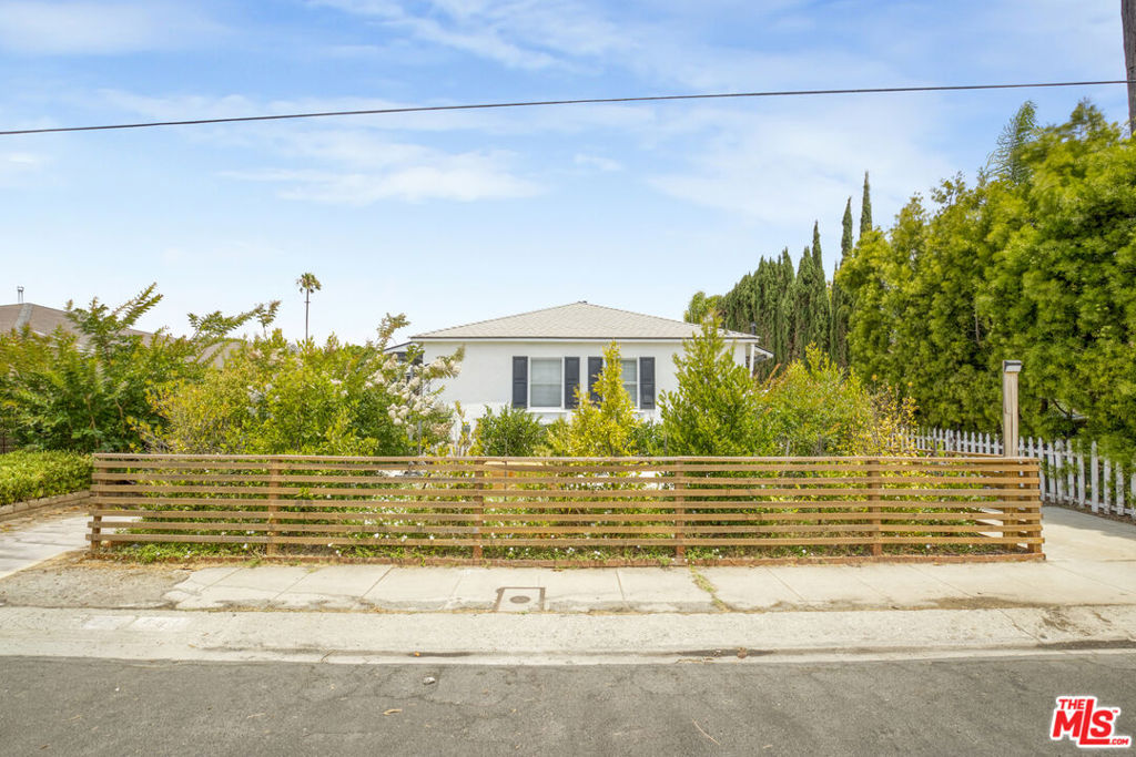 6445 W 86th Place
