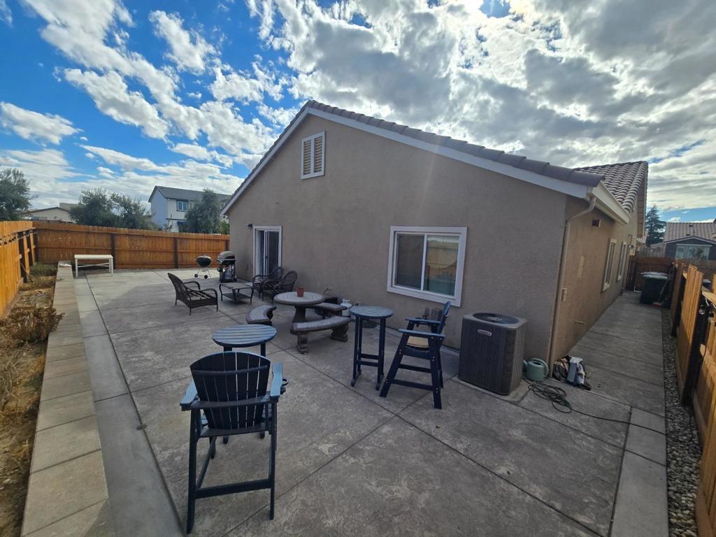 1948 Mastrangelo Street