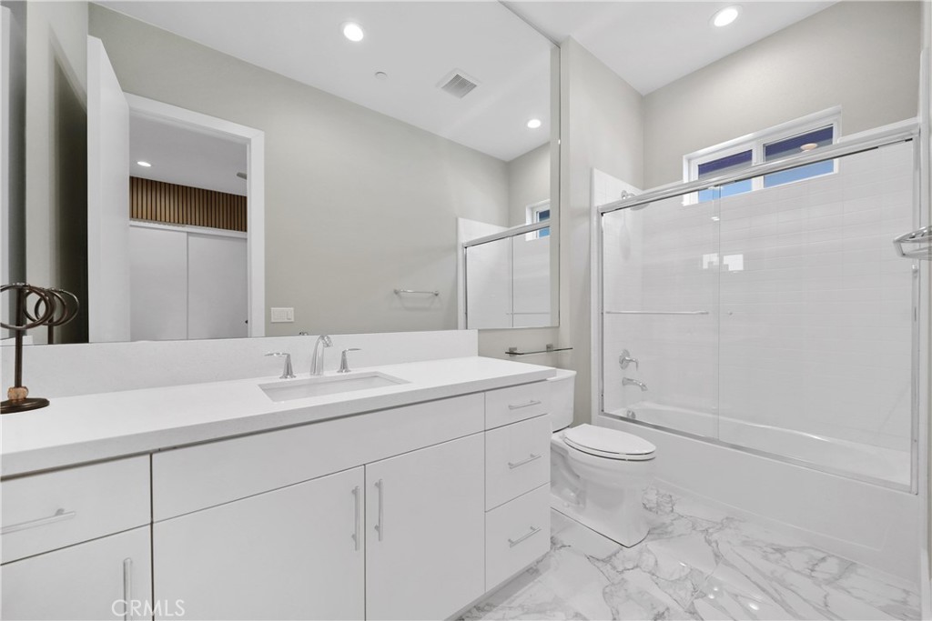 57910 Stone Creek Trail W