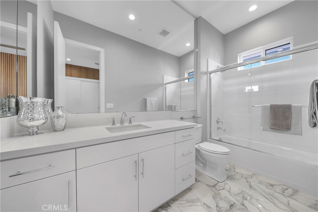 57910 Stone Creek Trail W