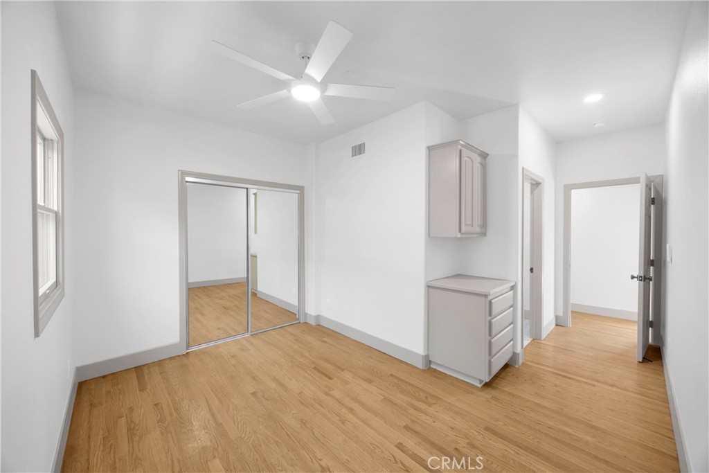 5894 E Appian