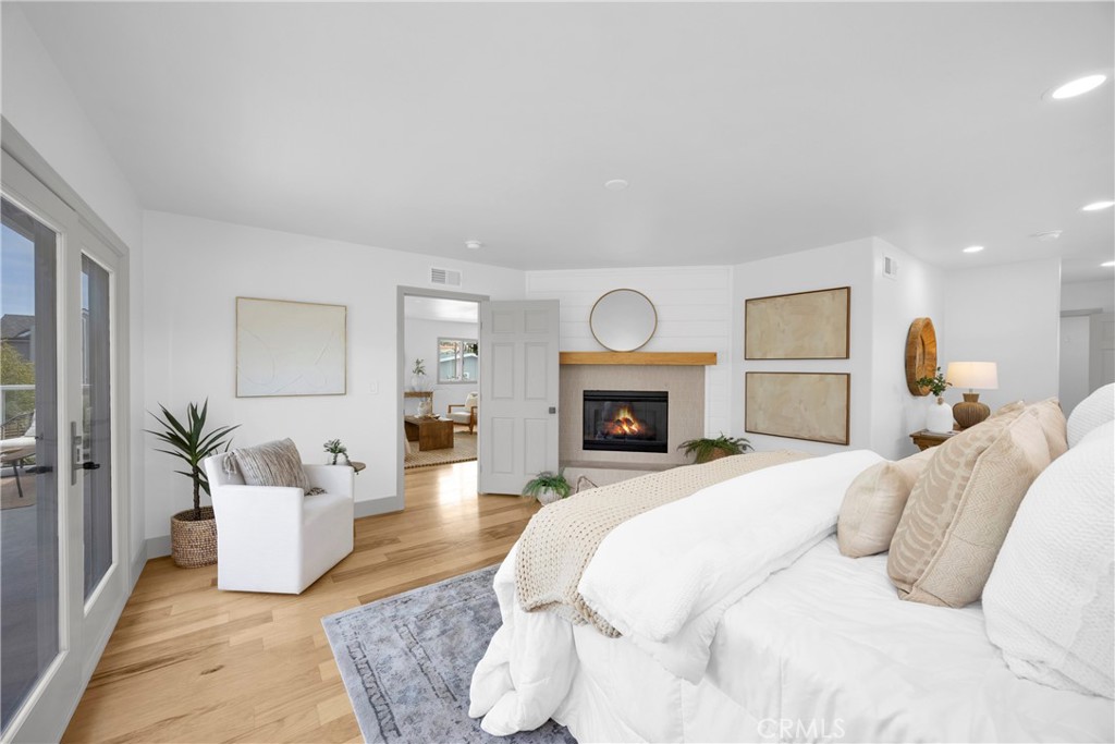 5894 E Appian