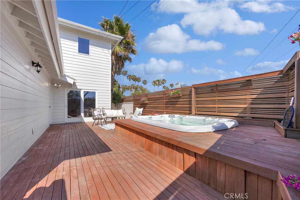 5894 E Appian