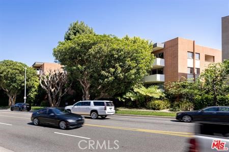 11750 W Sunset Boulevard 323