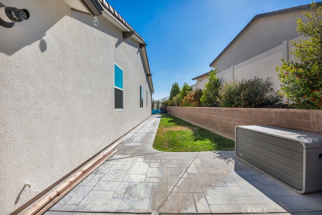 28553 Foothill