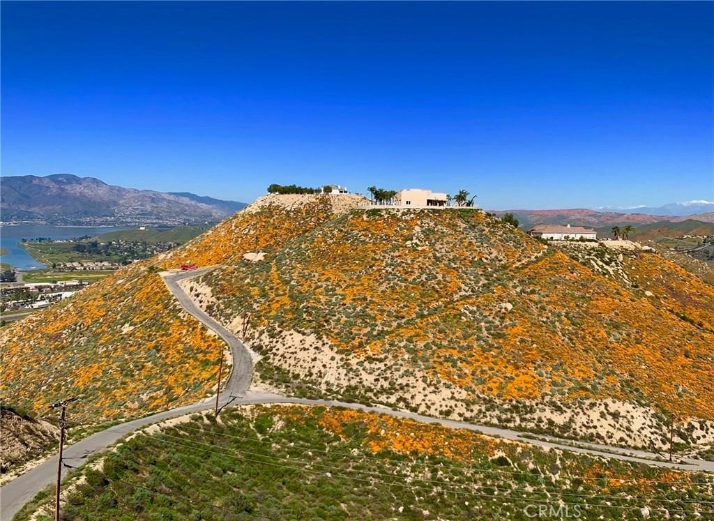 0 Elsinore Heights
