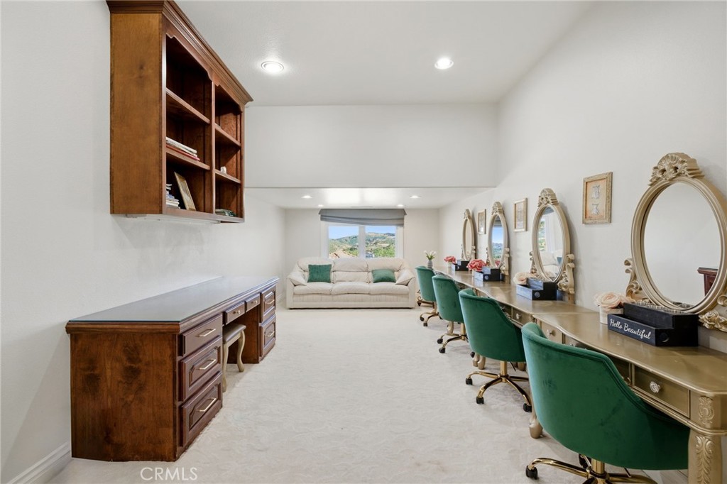 20976 Bentley Drive