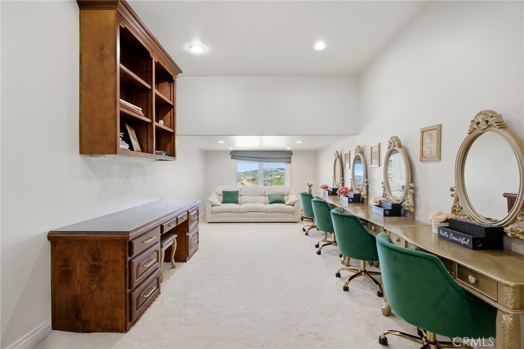 20976 Bentley Drive